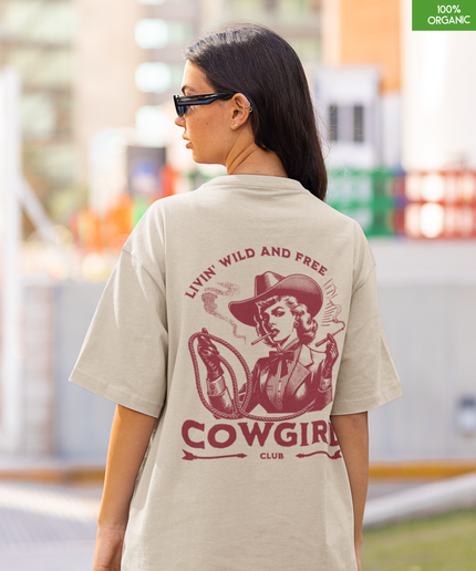 “Cowgirl Club” Vintage Western Oversized T-Shirt – Livin’ Wild and Free